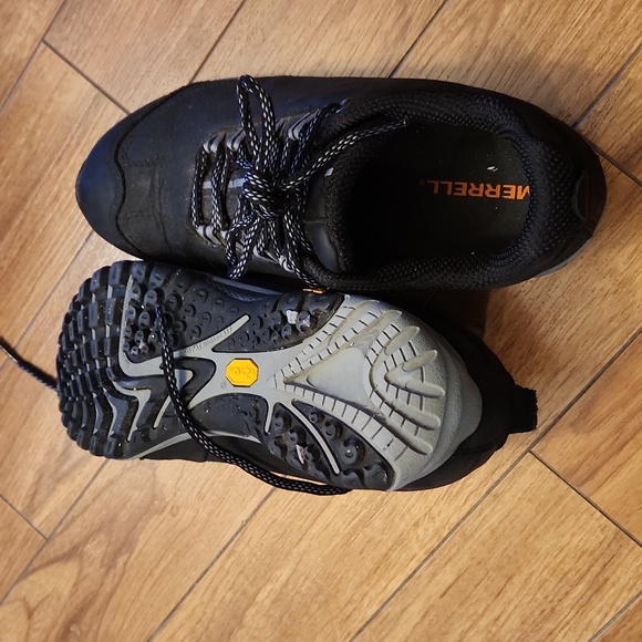Merrell Walking shoes, Size 8 - Picture 3 of 4